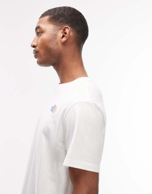 The North Face Bubble logo backprint t-shirt in white, 4 of 5