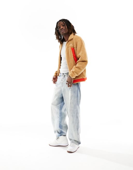 The North Face Campshire zip up fleece jacket in beige and red, 2 of 4