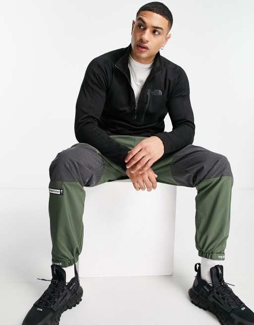 The North Face Canyonlands 1 4 zip fleece in black