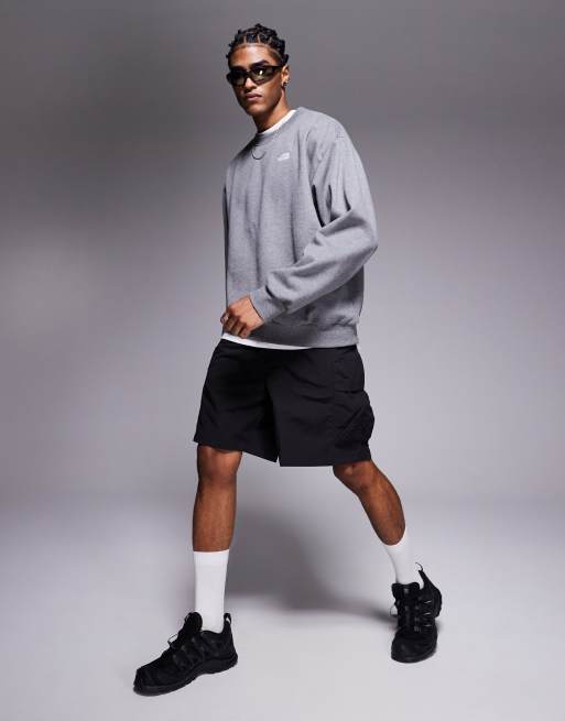 The North Face cargo pocket logo shorts in black | ASOS