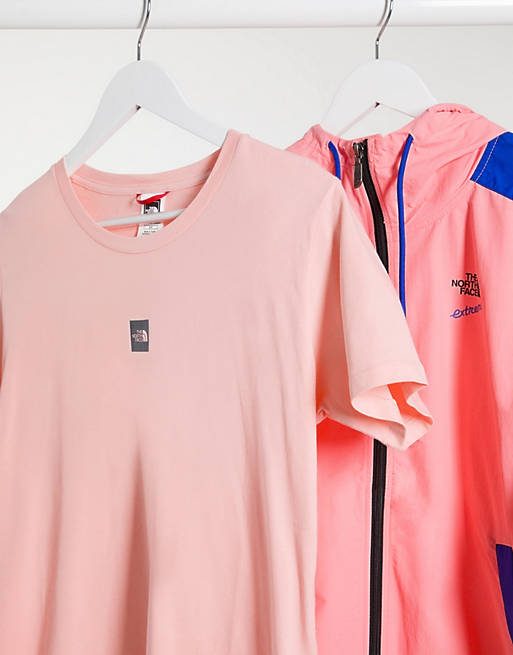 Designer Brands The North Face Central Logo boyfriend t-shirt in pink 