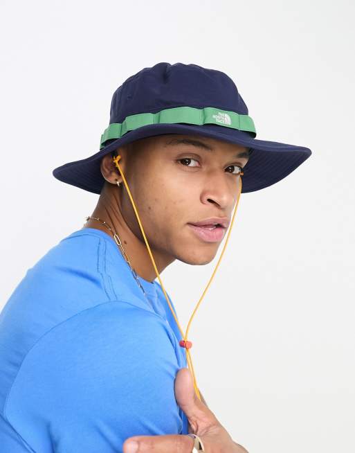 https://images.asos-media.com/products/the-north-face-class-v-brimmer-bucket-hat-in-navy/204512150-1-navy?$n_640w$&wid=513&fit=constrain