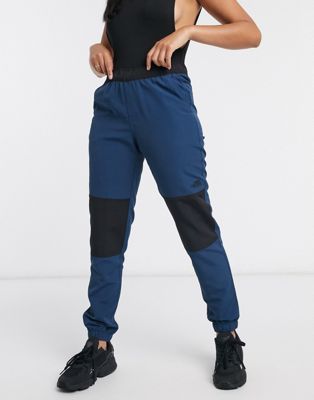 navy north face joggers