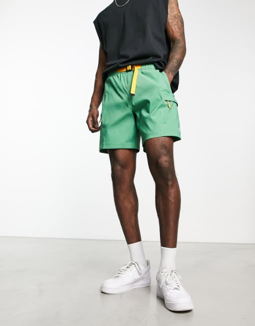 The North Face - Class V - Short met riem in groen