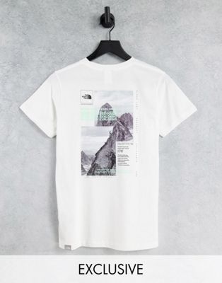 Tops The North Face - Collage - Exclusivité  - T-shirt - Blanc/vert