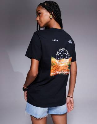 The North Face Colorful World Flower Field Graphic Tee In Multi