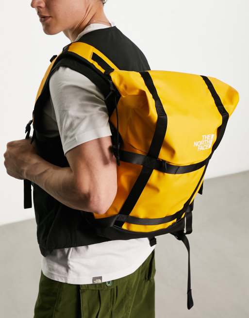 The North Face - Commuter - Gul/sort rygsæk med rulletop
