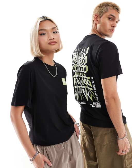 The North Face - Coordinates - T-shirt met print op de achterkant in zwart