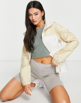 The North Face Cyclone jacket in white/ beige