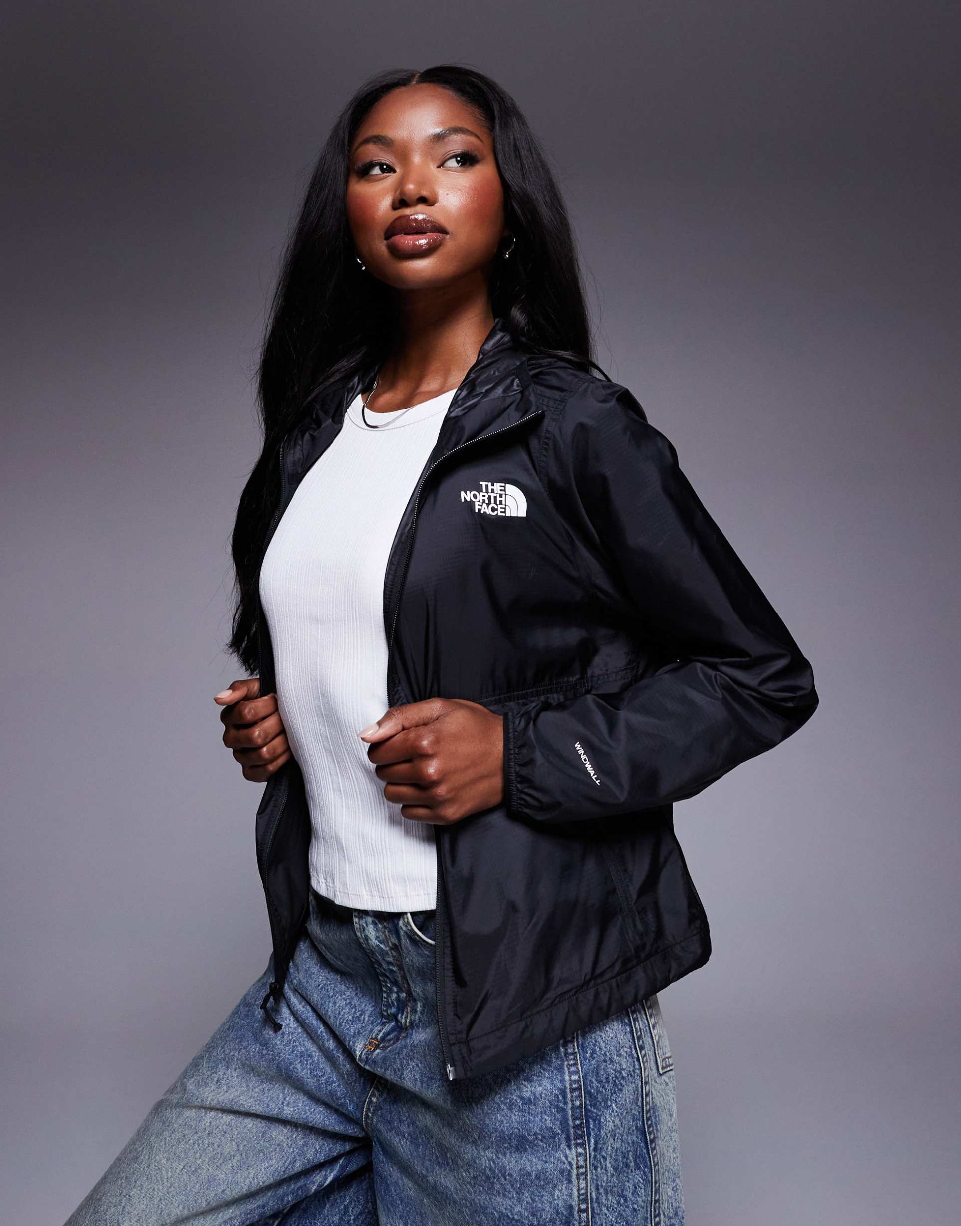 the north face cyclone windbreaker jacket in black