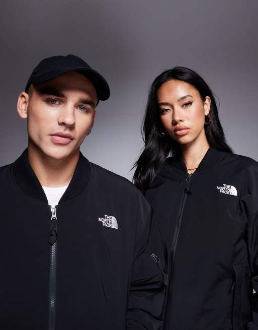 The North Face – Czarna kurtka bomberka | ASOS
