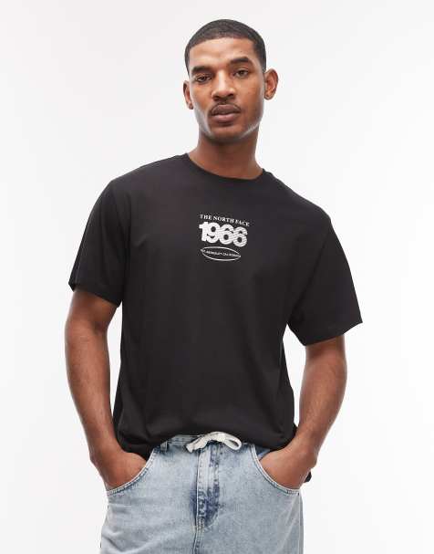 The North Face – Czarny luźny T-shirt z nadrukiem na plecach - view 1