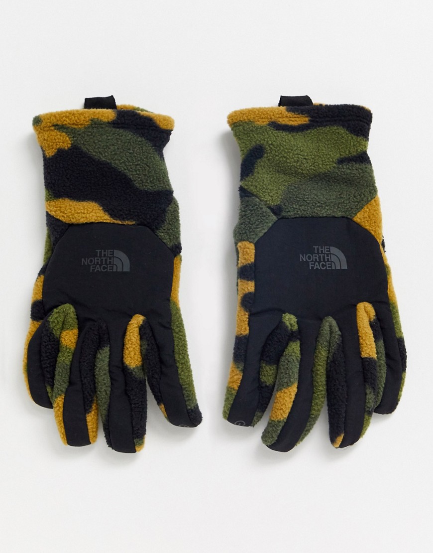 The North Face Denali Etip gloves in khaki camo-Green