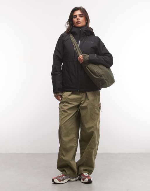 The North Face Descendit ski jacket in black, 3 of 4
