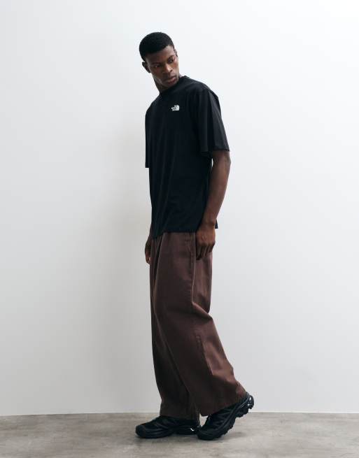 The North Face descent oversized tee in black, 4 of 5
