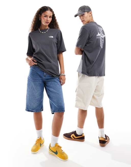 The North Face Digital Mountain back print oversized in