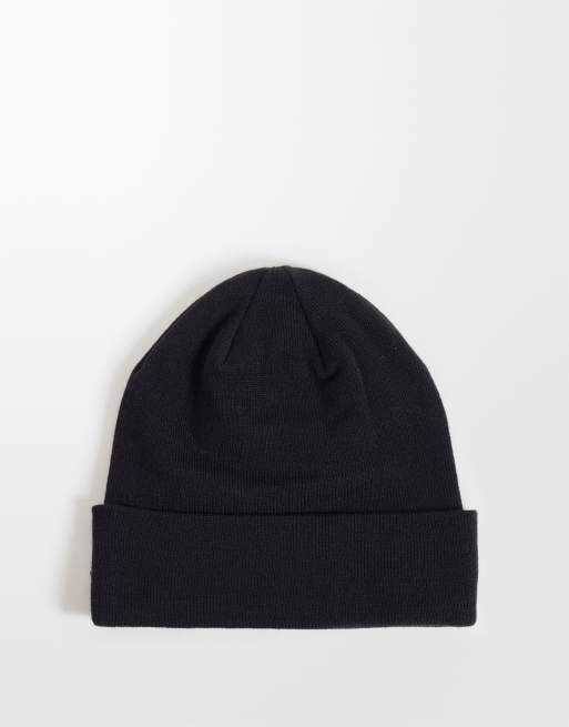 The North Face dock worker beanie in black, 3 of 3