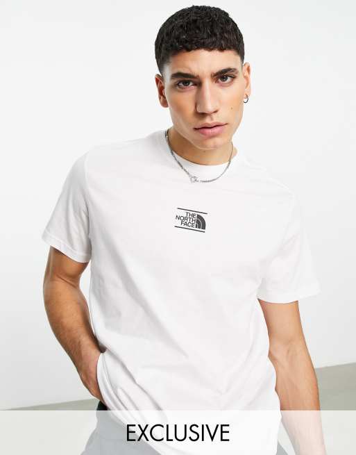 The North Face – Dome at Center – Biały T-shirt – Tylko w ASOS