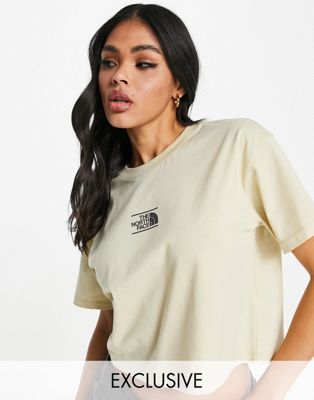 Tops The North Face - Dome at Center - T-shirt crop top - Beige - Exclusivité