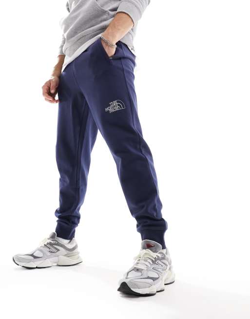 The North Face Drew Peak fleece trackies in navy