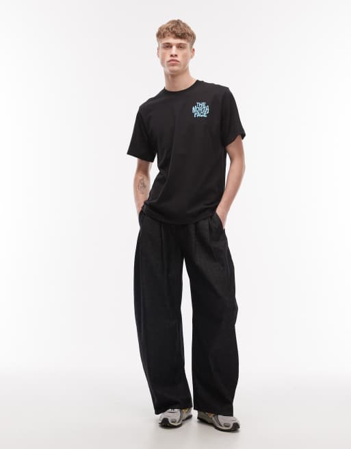 The North Face Drip Logo relaxed backprint t-shirt in black, 2 of 5