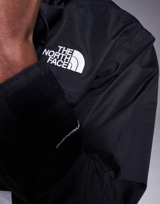 The North Face – Dryven Mono Mountain – Wasserfeste Jacke in Schwarz, 3 von 4