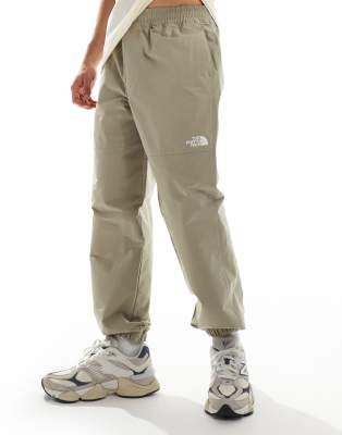 Easy woven wind pants in clay gray