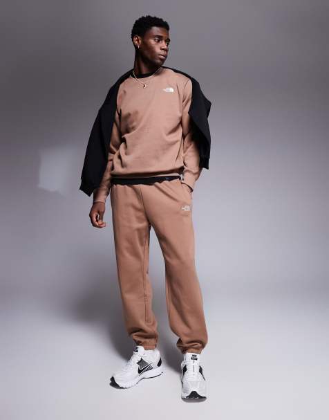 The North Face – Essential – Brązowe joggersy oversize z logo - view 1