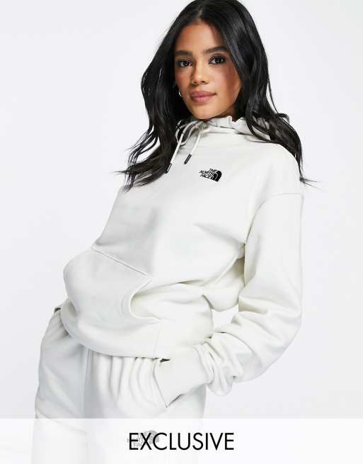 nogmaals Ik zie je morgen markering The North Face Essential hoodie in white Exclusive at ASOS | ASOS