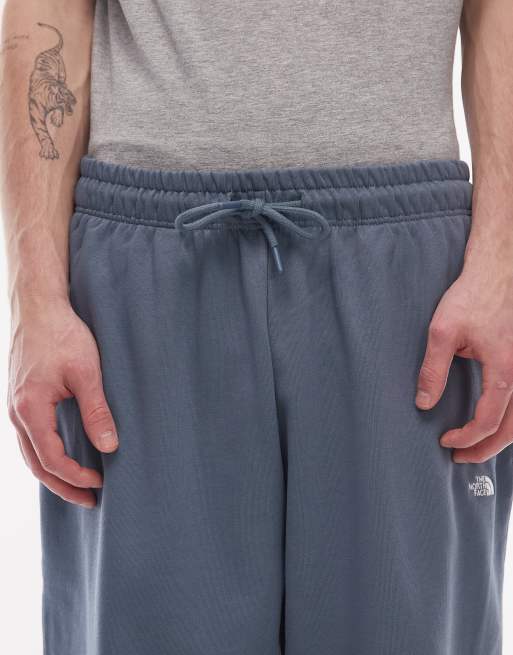 The North Face - Essential - Licht oversized joggingbroek met logo in lichtgrijs, 4 van 5