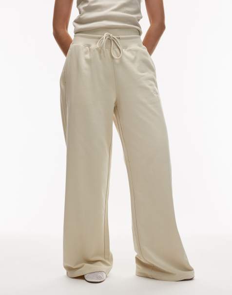 The North Face Essential light wide leg pant in beige - view 1