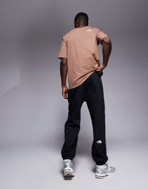 The North Face Essential logo oversized joggers in black, 2 of 5