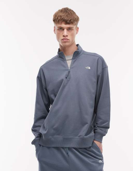The North Face - Essential - oversize leggera grigio chiaro con zip corta e logo