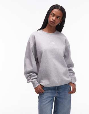 The North Face The North Face Essential oversized logo sweatshirt in light grey