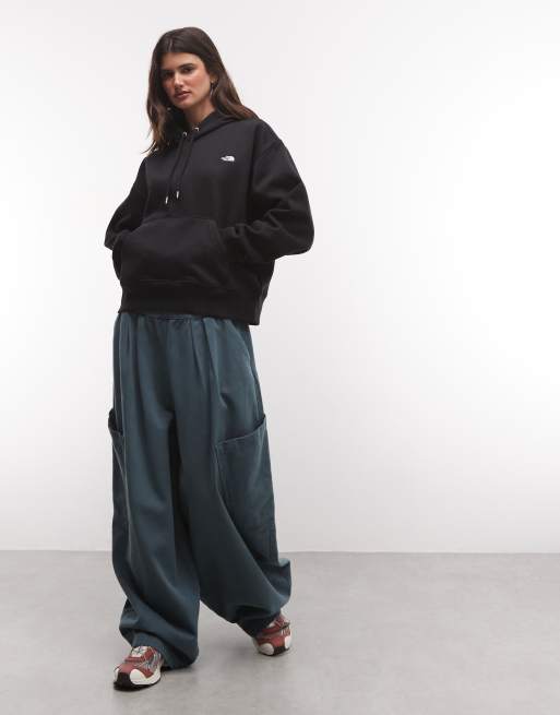 The North Face Essential Simple Dome boxy oversized hoodie in black, 2 of 4