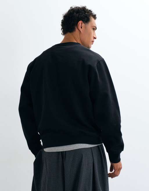 The North Face Essential Simple Dome relaxed sweatshirt in zwart, 4 van 5