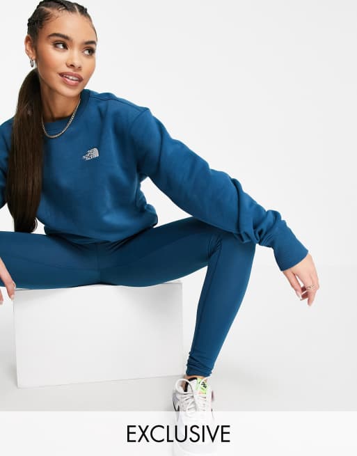 The North Face Essential sweats co-ord in navy Exclusive at ASOS, 2 of 4