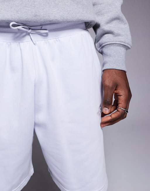 The North Face - Essentials - Grå sweat-shorts med logo, 4 af 5