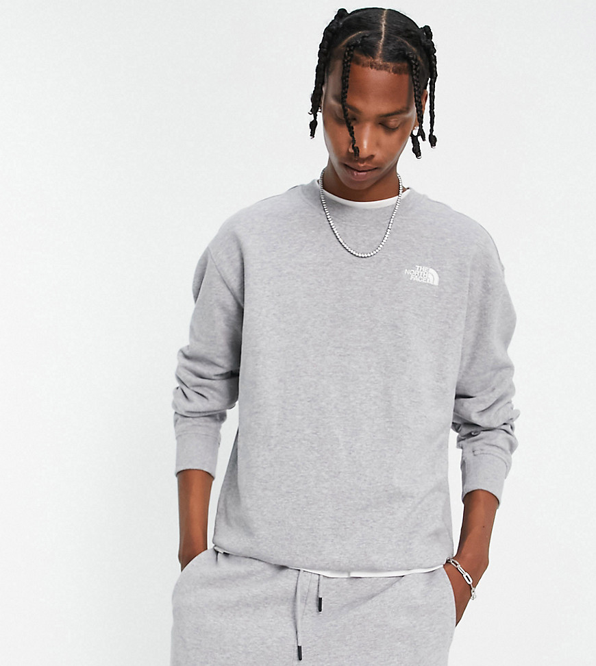 The North Face Essentials sweatshirt in light gray - Exclusive at ASOS
