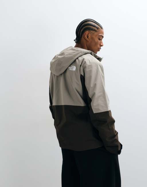 The North Face Everyday anorak in bianco pietra e marrone scuro, 3 di 5