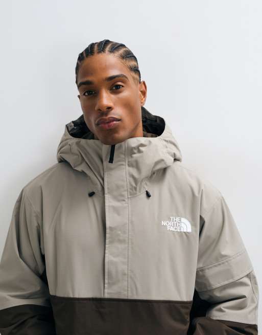 The North Face Everyday anorak w kolorze stone white i dark brown, 4 z 5