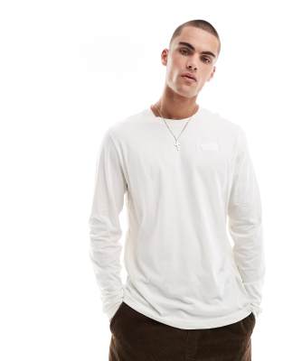 Evolution long sleeve T-shirt in white dune