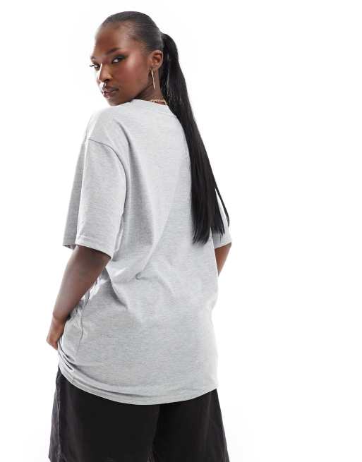 The North Face Evolution oversized T-shirt in light gray, 3 of 4