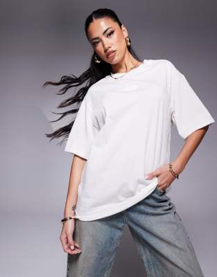 Evolution oversized T-shirt in white