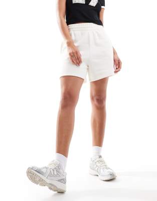 The North Face Evolution Shorts In White