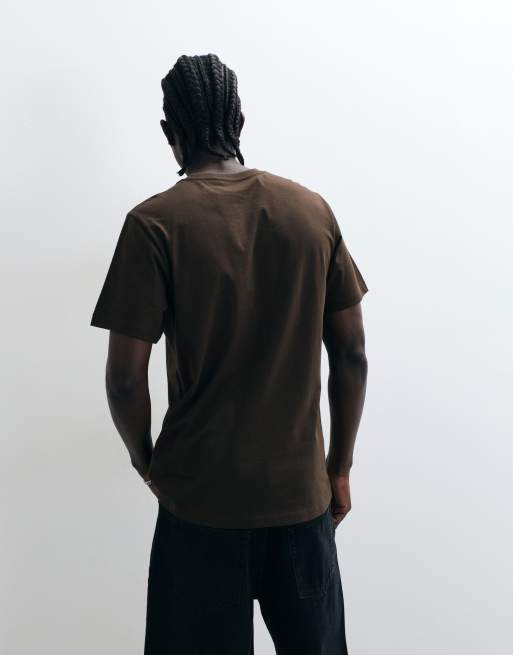 The North Face Evolution Simple Dome short sleeve t-shirt in dark brown, 5 of 5