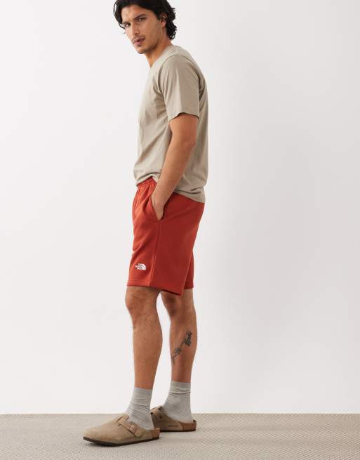 The North Face Evolution Simple Dome shorts in dark red, 3 of 5