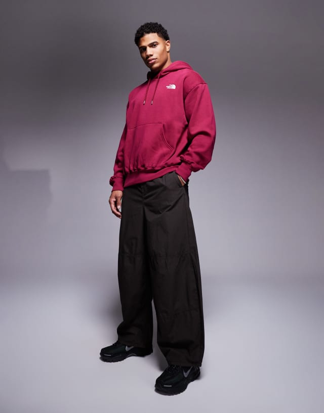 The North Face Evolution Vintage pullover hoodie in beetroot red