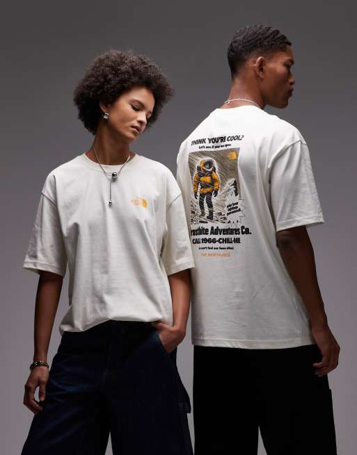 The North Face – Expedition – T-shirt oversize w kolorze złamanej bieli z nadrukiem na plecach