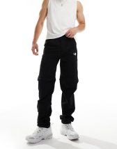 The North Face Explore Camp chunky slider in black